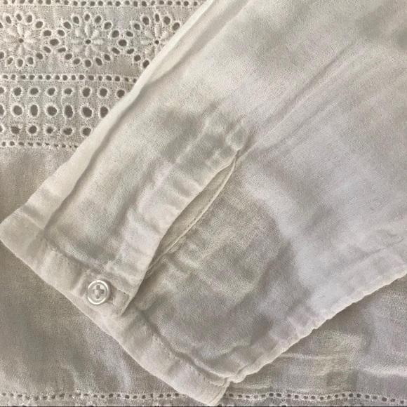 💐Old Navy White Peasant Top with Eyelet Pattern - Picture 5 of 6